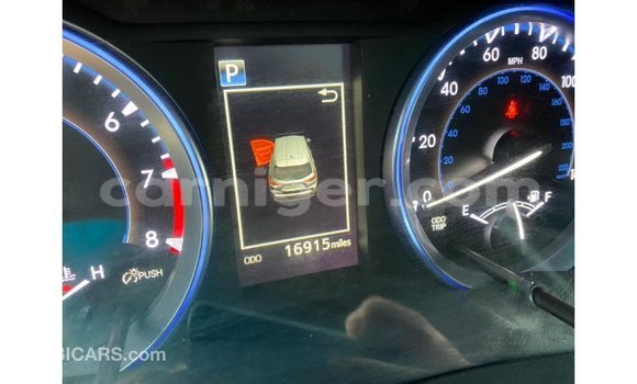 Acheter Import Voiture Toyota Highlander Noir à Import - Dubai, Agadez Acheter Import Voiture Toyota Highlander Noir à Import - Dubai, Agadez