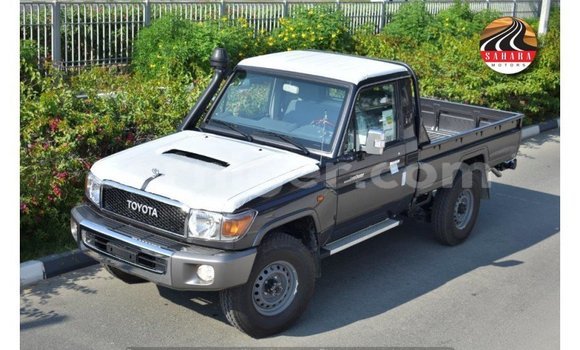 Sayi Imported Toyota Land Cruiser Other Babbar mota in Import - Dubai a Agadez Sayi Imported Toyota Land Cruiser Other Babbar mota in Import - Dubai a Agadez