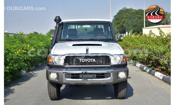 Sayi Imported Toyota Land Cruiser Other Babbar mota in Import - Dubai a Agadez Sayi Imported Toyota Land Cruiser Other Babbar mota in Import - Dubai a Agadez
