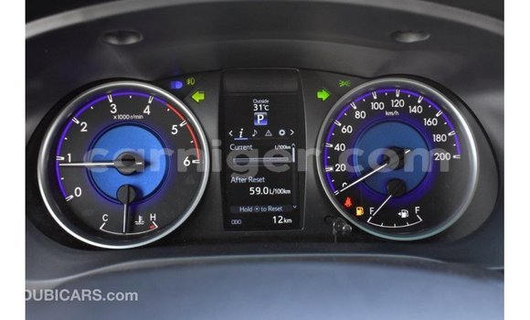 Sayi Imported Toyota Hilux Black Mota in Import - Dubai a Agadez Sayi Imported Toyota Hilux Black Mota in Import - Dubai a Agadez