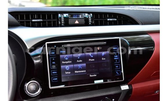 Sayi Imported Toyota Hilux Black Mota in Import - Dubai a Agadez Sayi Imported Toyota Hilux Black Mota in Import - Dubai a Agadez