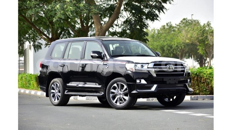 Big with watermark toyota land cruiser agadez import dubai 5419