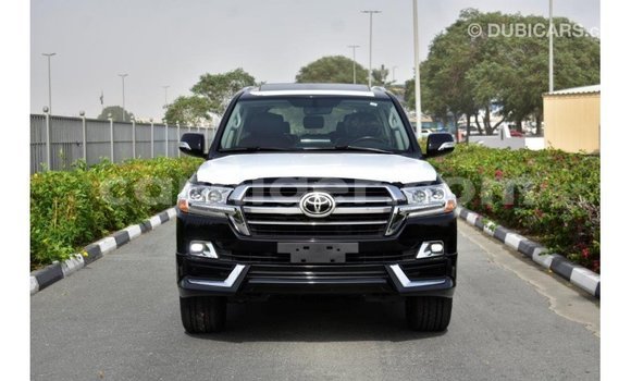Sayi Imported Toyota Land Cruiser Black Babbar mota in Import - Dubai a Agadez Sayi Imported Toyota Land Cruiser Black Babbar mota in Import - Dubai a Agadez