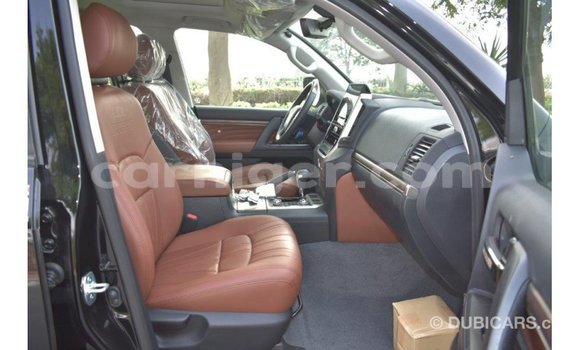 Sayi Imported Toyota Land Cruiser Black Babbar mota in Import - Dubai a Agadez Sayi Imported Toyota Land Cruiser Black Babbar mota in Import - Dubai a Agadez