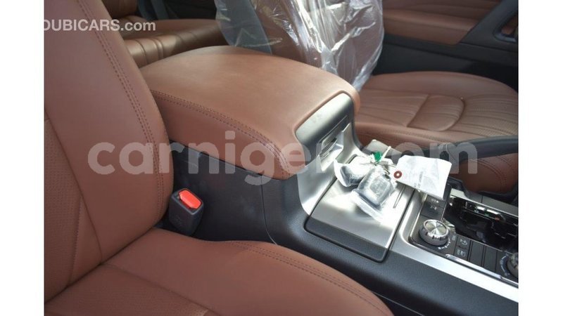 Big with watermark toyota land cruiser agadez import dubai 5419