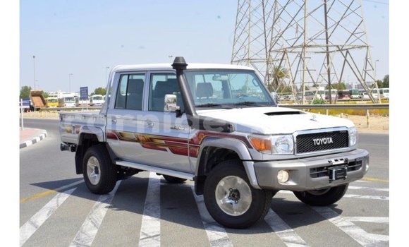 Sayi Imported Toyota Land Cruiser Other Babbar mota in Import - Dubai a Agadez Sayi Imported Toyota Land Cruiser Other Babbar mota in Import - Dubai a Agadez
