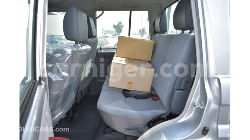 Big with watermark toyota land cruiser agadez import dubai 5420