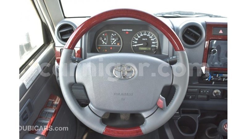 Big with watermark toyota land cruiser agadez import dubai 5420