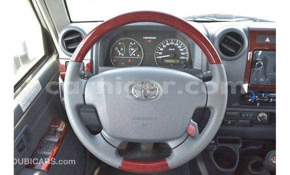 Sayi Imported Toyota Land Cruiser Other Babbar mota in Import - Dubai a Agadez Sayi Imported Toyota Land Cruiser Other Babbar mota in Import - Dubai a Agadez