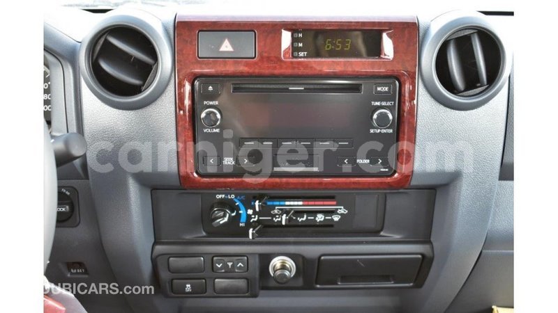 Big with watermark toyota land cruiser agadez import dubai 5420