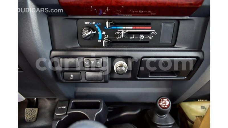 Big with watermark toyota land cruiser agadez import dubai 5420