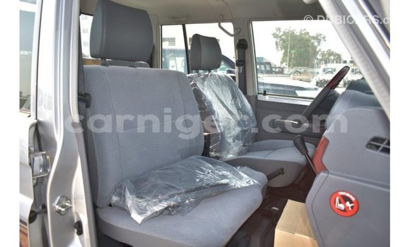 Sayi Imported Toyota Land Cruiser Other Babbar mota in Import - Dubai a Agadez Sayi Imported Toyota Land Cruiser Other Babbar mota in Import - Dubai a Agadez