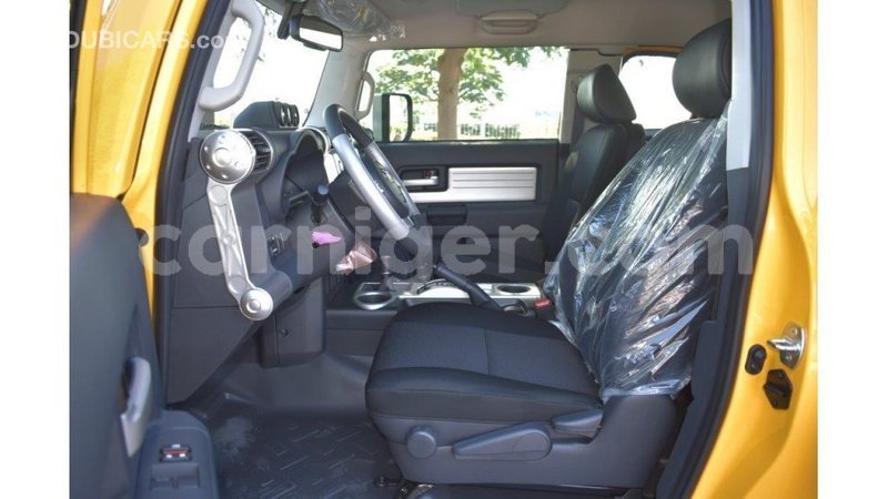 Big with watermark toyota fj cruiser agadez import dubai 5421