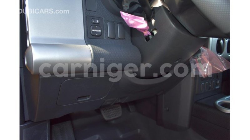 Big with watermark toyota fj cruiser agadez import dubai 5421