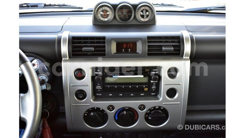 Big with watermark toyota fj cruiser agadez import dubai 5421
