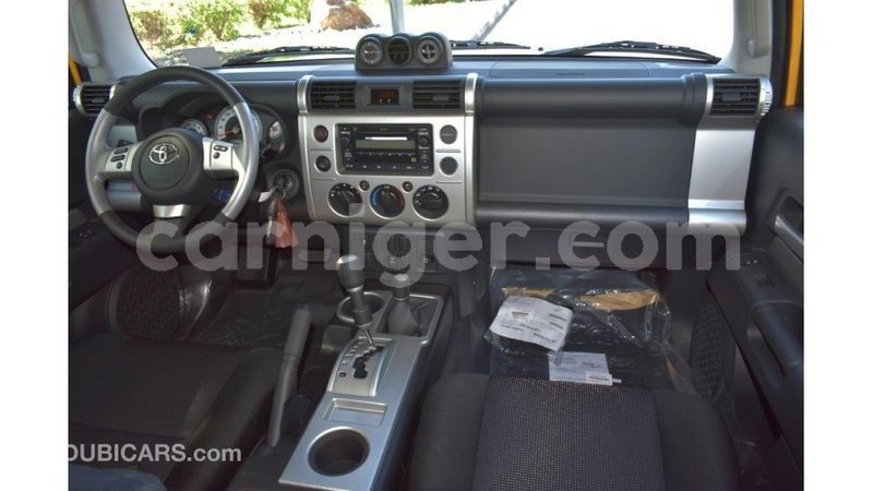 Big with watermark toyota fj cruiser agadez import dubai 5421