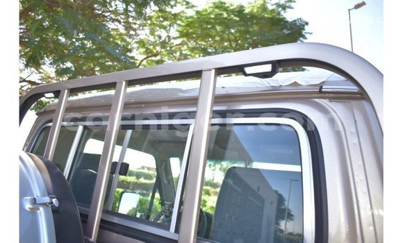 Sayi Imported Toyota Land Cruiser Other Babbar mota in Import - Dubai a Agadez Sayi Imported Toyota Land Cruiser Other Babbar mota in Import - Dubai a Agadez