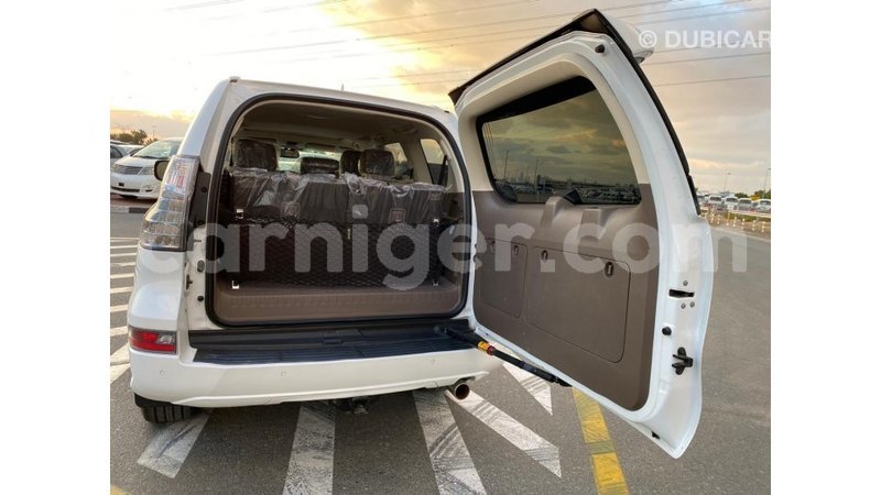 Big with watermark lexus gx agadez import dubai 5425