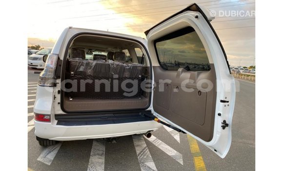 Buy Import Lexus GX White Car in Import - Dubai in Agadez Buy Import Lexus GX White Car in Import - Dubai in Agadez