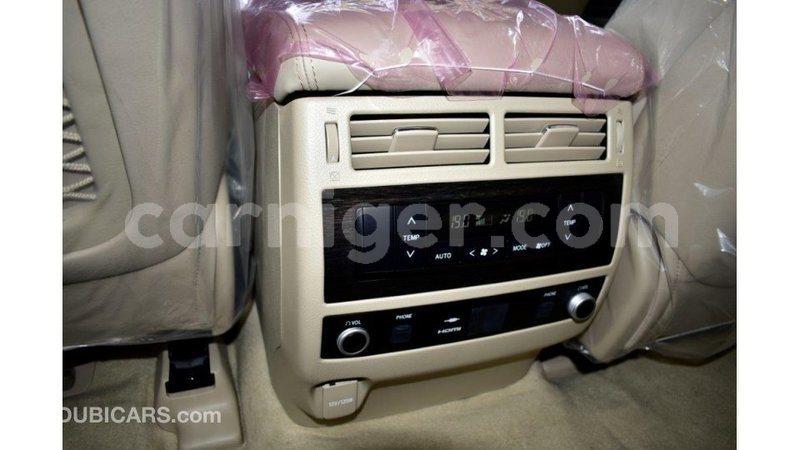 Big with watermark toyota land cruiser agadez import dubai 5426