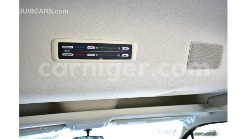 Big with watermark toyota hiace agadez import dubai 5427