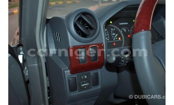 Sayi Imported Toyota Land Cruiser Other Babbar mota in Import - Dubai a Agadez Sayi Imported Toyota Land Cruiser Other Babbar mota in Import - Dubai a Agadez