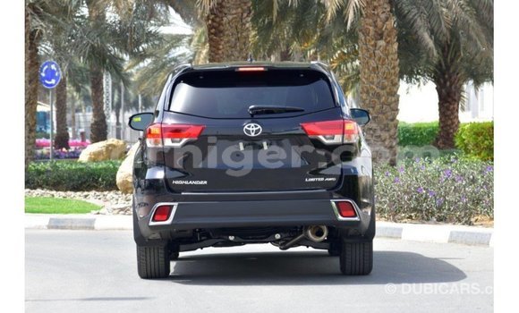 Sayi Imported Toyota Highlander Black Mota in Import - Dubai a Agadez Sayi Imported Toyota Highlander Black Mota in Import - Dubai a Agadez