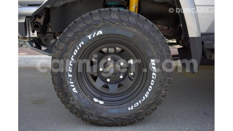 Big with watermark toyota land cruiser agadez import dubai 5433