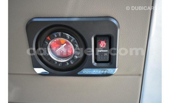 Sayi Imported Toyota Land Cruiser Other Babbar mota in Import - Dubai a Agadez Sayi Imported Toyota Land Cruiser Other Babbar mota in Import - Dubai a Agadez