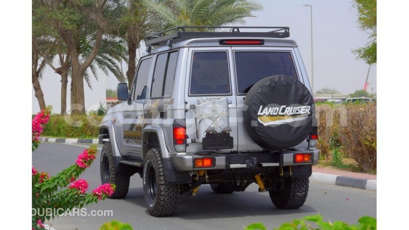 Big with watermark toyota land cruiser agadez import dubai 5433