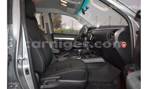 Sayi Imported Toyota Hilux Other Mota in Import - Dubai a Agadez Sayi Imported Toyota Hilux Other Mota in Import - Dubai a Agadez