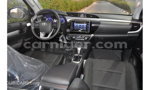 Sayi Imported Toyota Hilux Other Mota in Import - Dubai a Agadez Sayi Imported Toyota Hilux Other Mota in Import - Dubai a Agadez