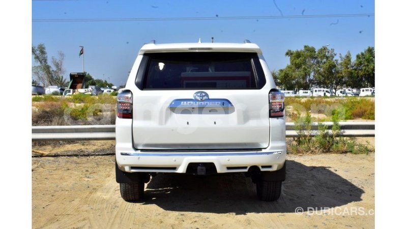 Big with watermark toyota ade agadez import dubai 5435