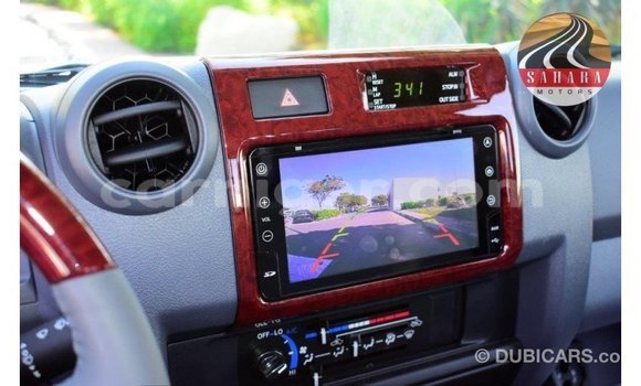 Sayi Imported Toyota Land Cruiser Red Babbar mota in Import - Dubai a Agadez Sayi Imported Toyota Land Cruiser Red Babbar mota in Import - Dubai a Agadez