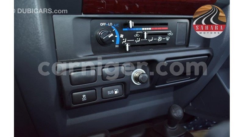 Big with watermark toyota land cruiser agadez import dubai 5438