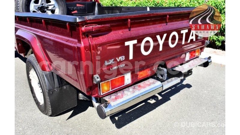 Big with watermark toyota land cruiser agadez import dubai 5438
