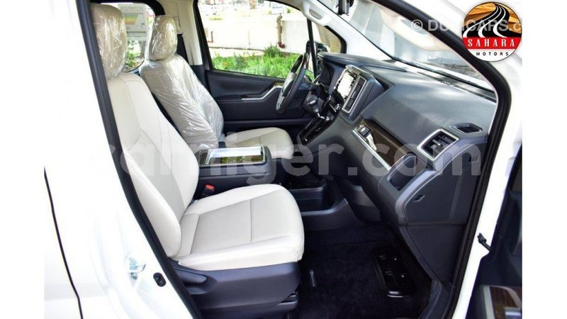 Big with watermark toyota granvia agadez import dubai 5441