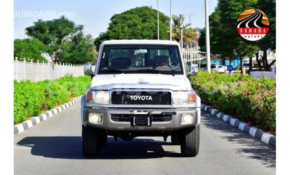 Sayi Imported Toyota Land Cruiser Other Babbar mota in Import - Dubai a Agadez Sayi Imported Toyota Land Cruiser Other Babbar mota in Import - Dubai a Agadez