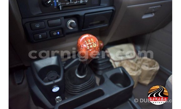 Sayi Imported Toyota Land Cruiser Other Babbar mota in Import - Dubai a Agadez Sayi Imported Toyota Land Cruiser Other Babbar mota in Import - Dubai a Agadez