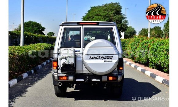 Sayi Imported Toyota Land Cruiser Other Babbar mota in Import - Dubai a Agadez Sayi Imported Toyota Land Cruiser Other Babbar mota in Import - Dubai a Agadez