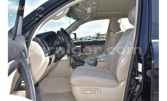 Sayi Imported Toyota Land Cruiser Black Babbar mota in Import - Dubai a Agadez Sayi Imported Toyota Land Cruiser Black Babbar mota in Import - Dubai a Agadez