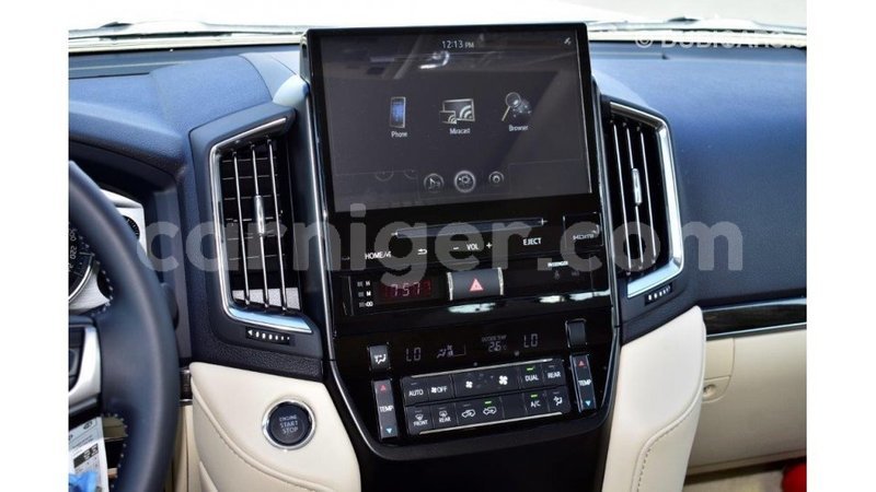 Big with watermark toyota land cruiser agadez import dubai 5445