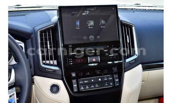 Sayi Imported Toyota Land Cruiser Black Babbar mota in Import - Dubai a Agadez Sayi Imported Toyota Land Cruiser Black Babbar mota in Import - Dubai a Agadez