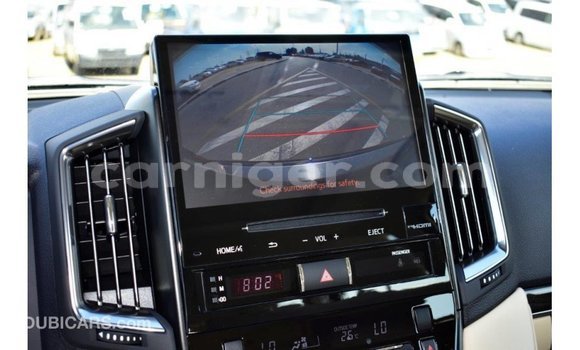 Sayi Imported Toyota Land Cruiser Black Babbar mota in Import - Dubai a Agadez Sayi Imported Toyota Land Cruiser Black Babbar mota in Import - Dubai a Agadez