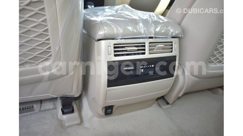Big with watermark toyota land cruiser agadez import dubai 5445