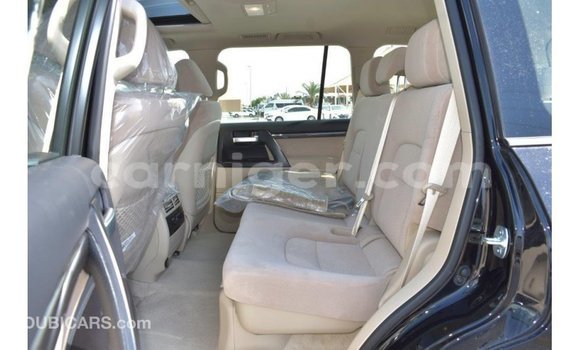 Sayi Imported Toyota Land Cruiser Black Babbar mota in Import - Dubai a Agadez Sayi Imported Toyota Land Cruiser Black Babbar mota in Import - Dubai a Agadez