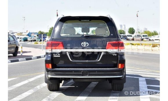 Sayi Imported Toyota Land Cruiser Black Babbar mota in Import - Dubai a Agadez Sayi Imported Toyota Land Cruiser Black Babbar mota in Import - Dubai a Agadez