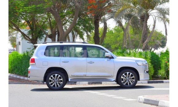 Sayi Imported Toyota Land Cruiser Other Babbar mota in Import - Dubai a Agadez Sayi Imported Toyota Land Cruiser Other Babbar mota in Import - Dubai a Agadez