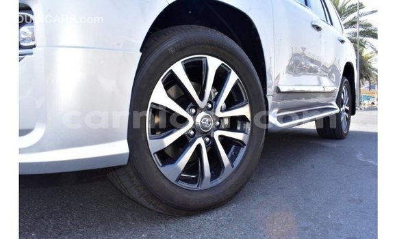 Sayi Imported Toyota Land Cruiser Other Babbar mota in Import - Dubai a Agadez Sayi Imported Toyota Land Cruiser Other Babbar mota in Import - Dubai a Agadez