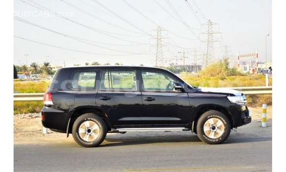 Sayi Imported Toyota Land Cruiser Black Babbar mota in Import - Dubai a Agadez Sayi Imported Toyota Land Cruiser Black Babbar mota in Import - Dubai a Agadez